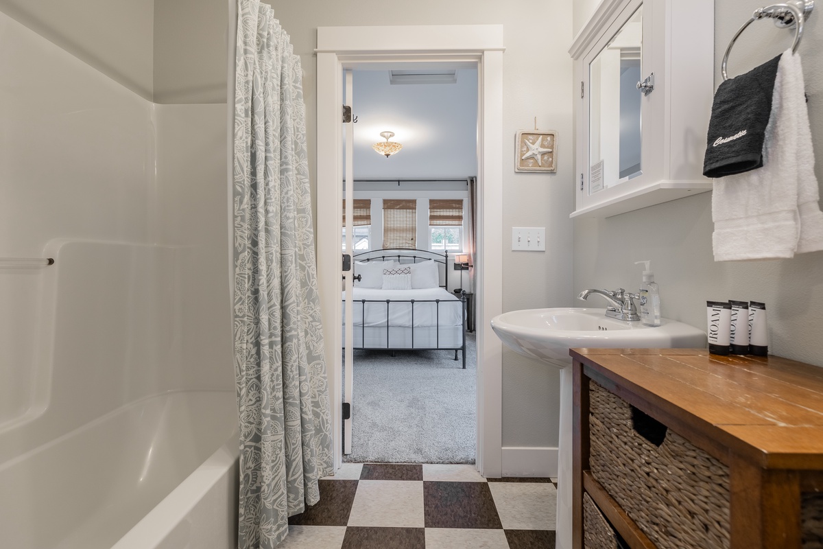 Ensuite bathroom in primary bedroom