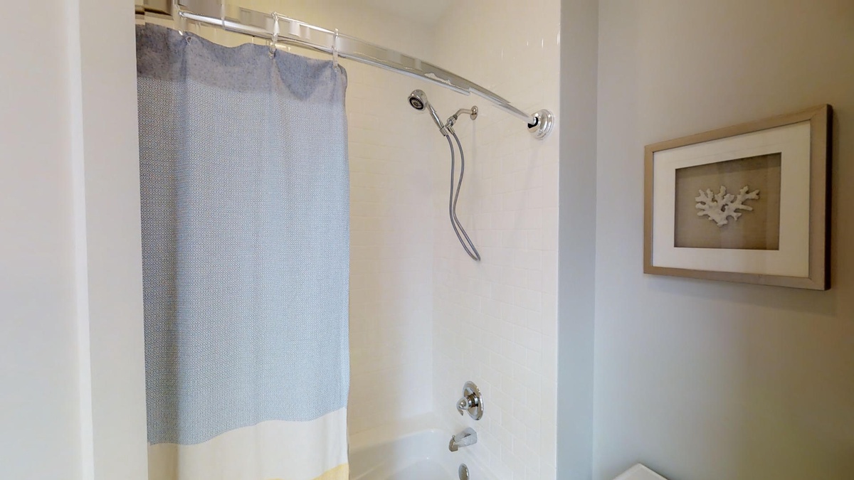 Shower/tub combination
