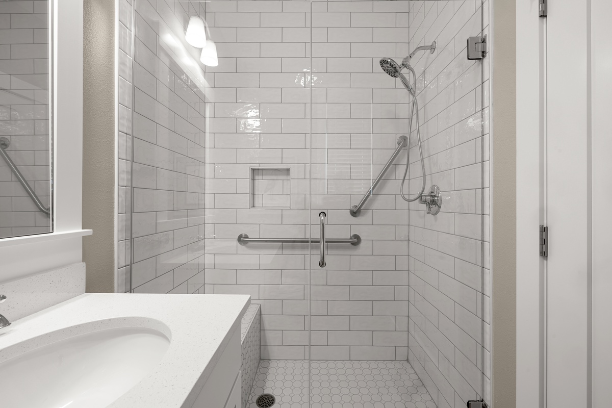 Primary ensuite bath with walk-in shower