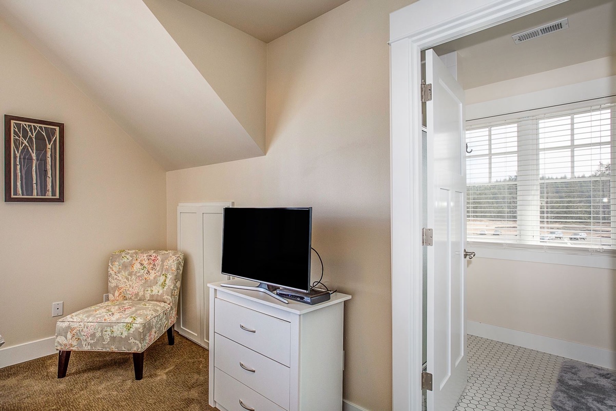 Second floor king bedroom with private bathroom