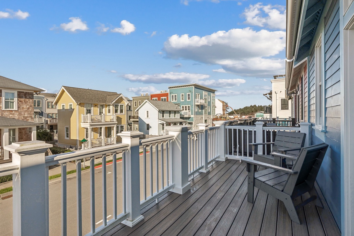 Primary bedroom balcony