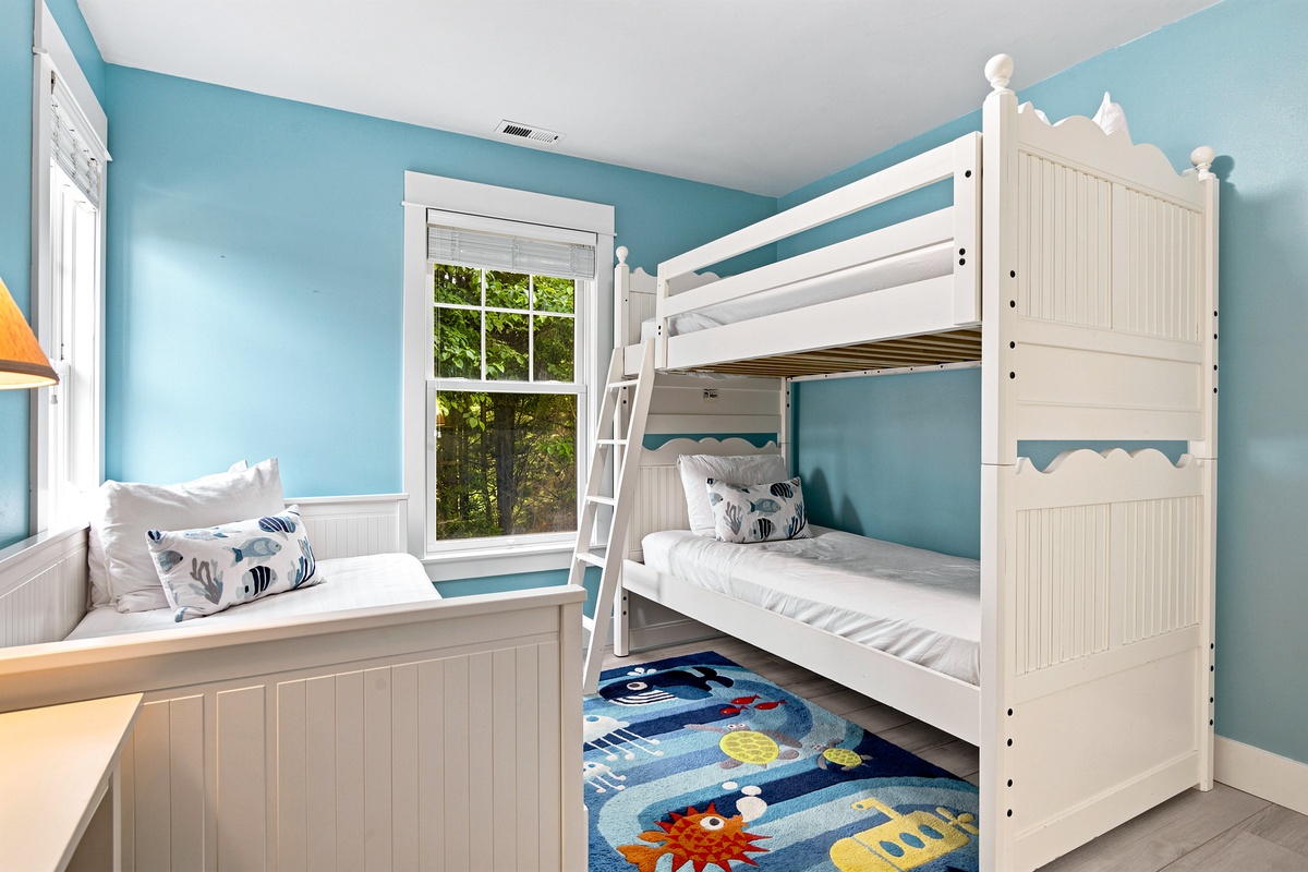 Bunk bedroom