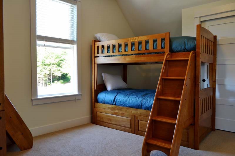 Bunk bedroom