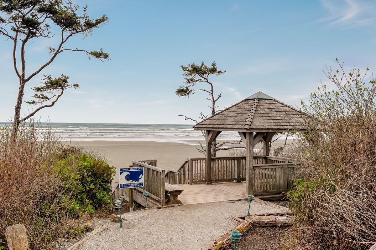 Enjoy the views of the Pacific Ocean before heading down to the beach.