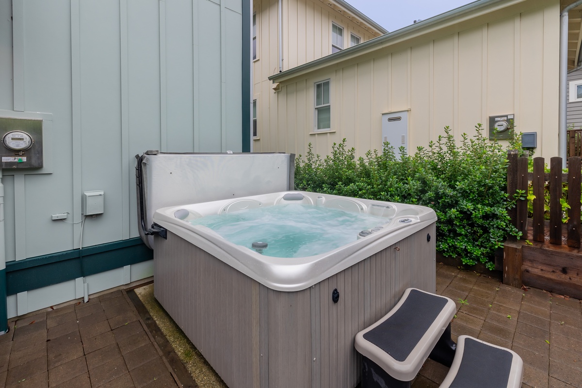 Private hot tub