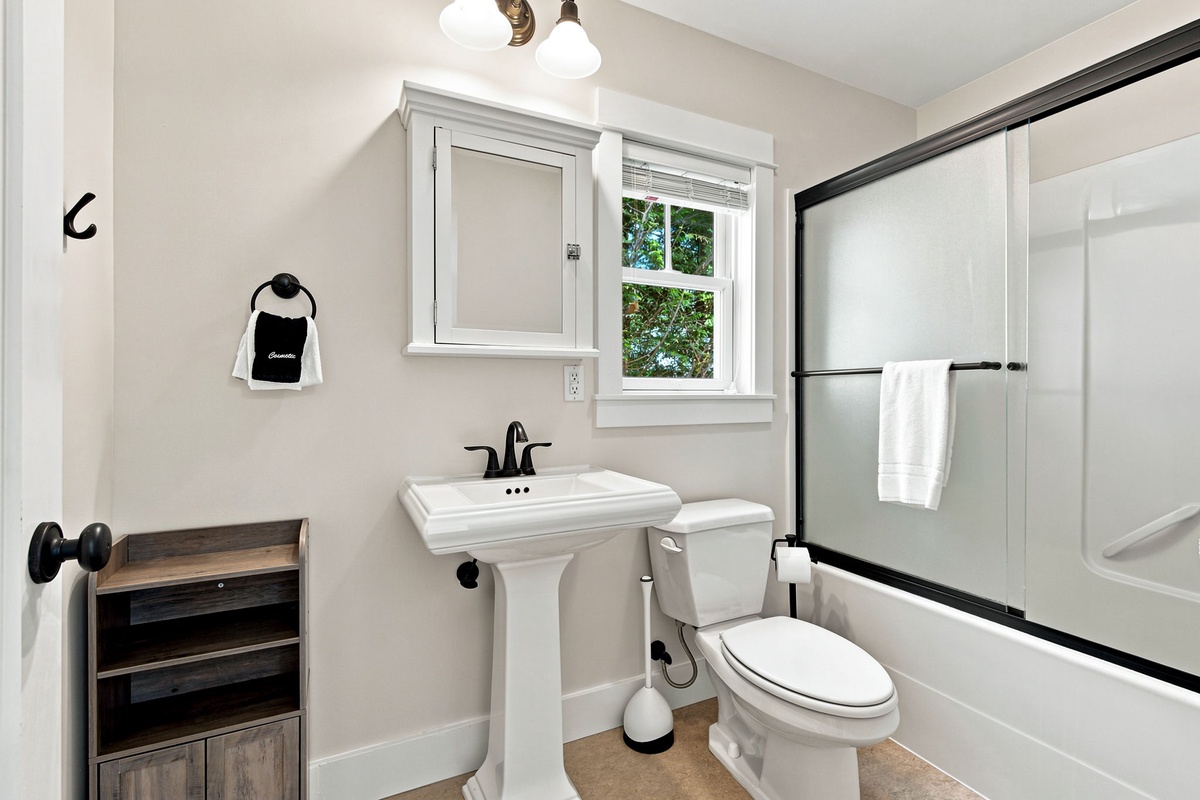 Full bathroom