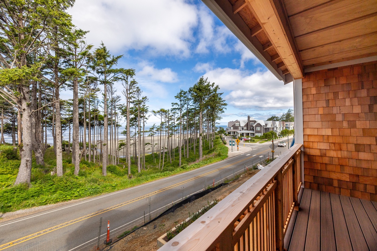 Ocean view covered deck