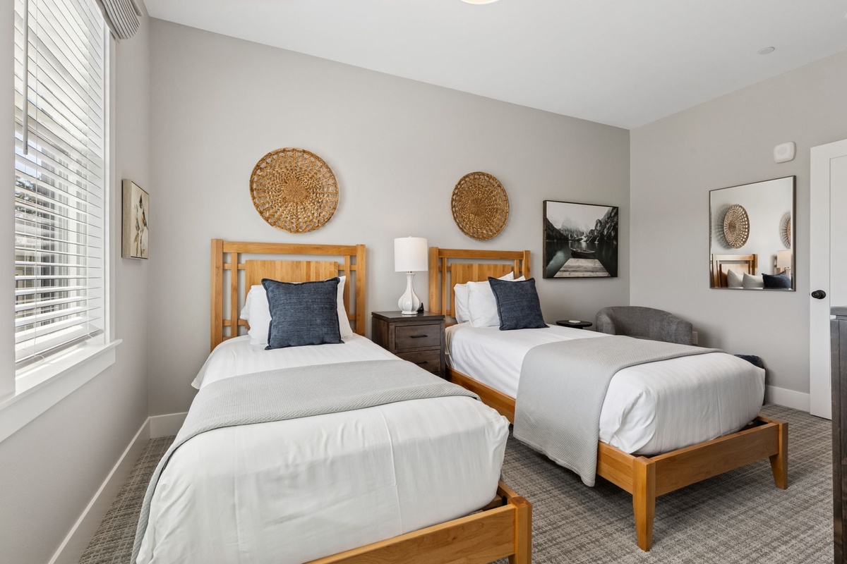 Guest bedroom