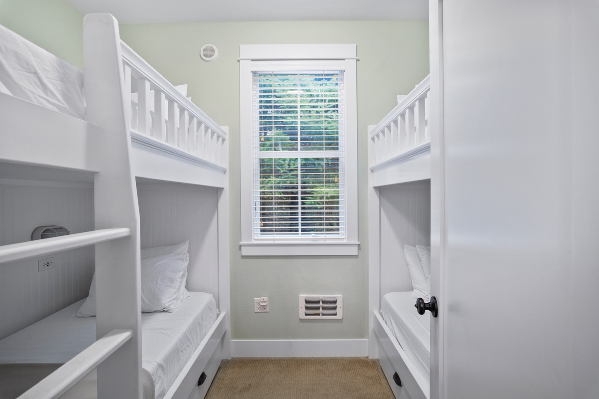 Lower floor bunk beds