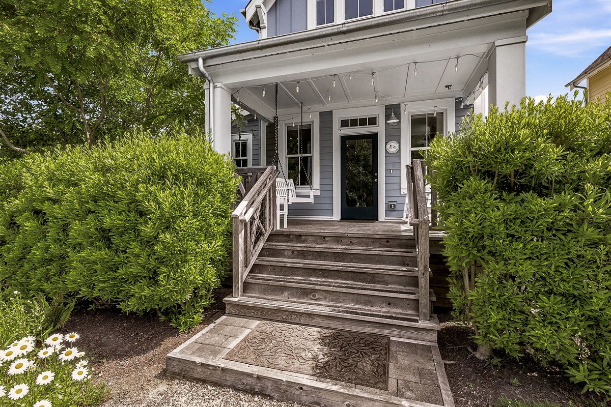 Creekside Cottage
