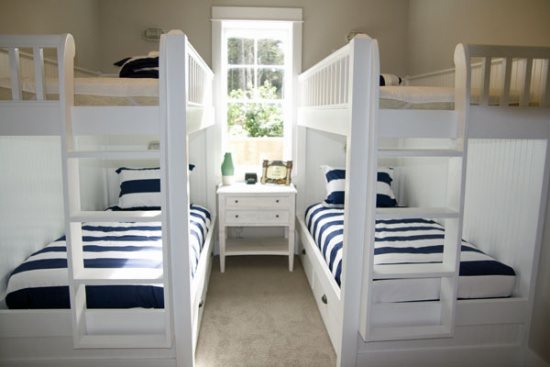 Bunk bedroom in lower level