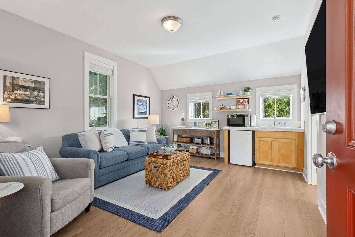 The Crab Shack living room