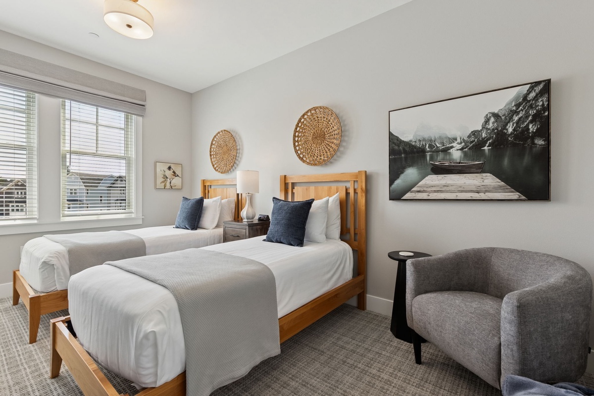 Guest bedroom