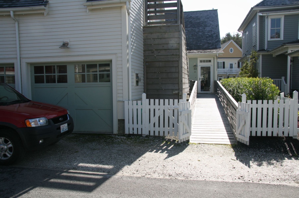 The main house is accessible by a ramp