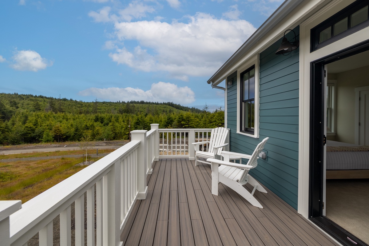 Deck off the primary bedroom