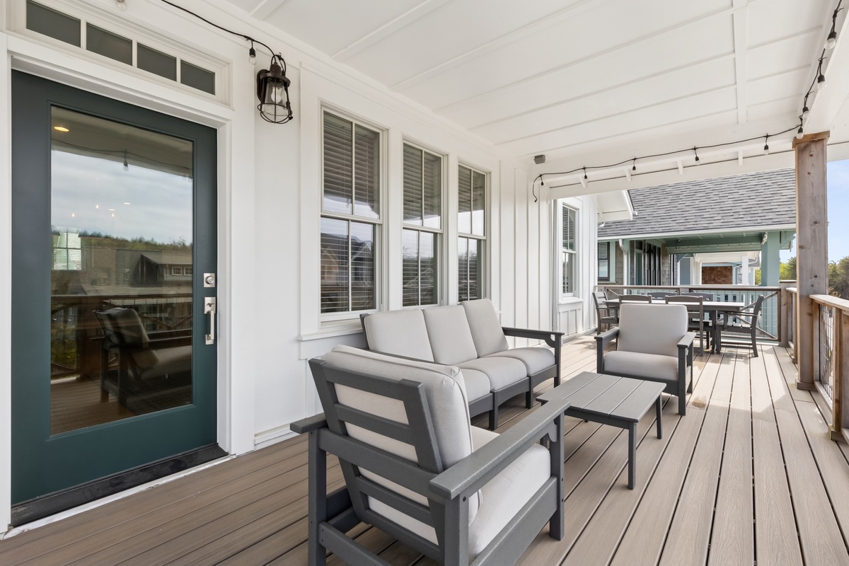 Covered, furnished deck