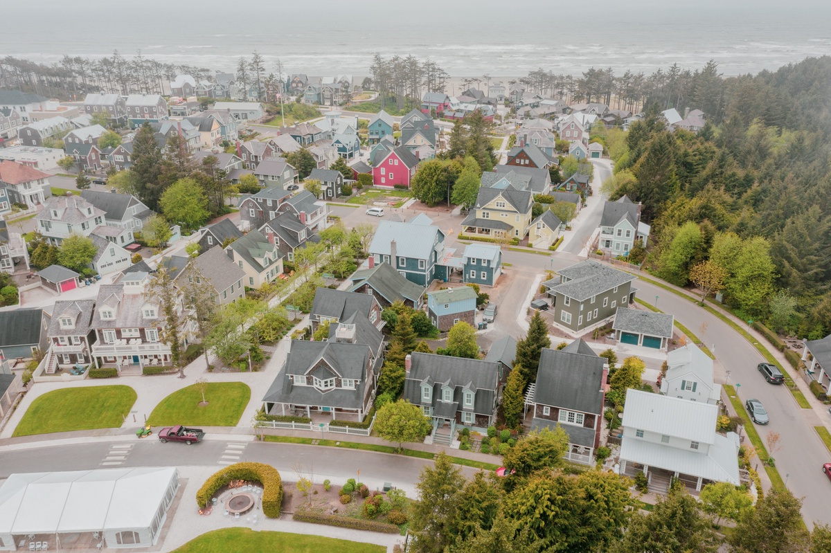 Neighborhood View