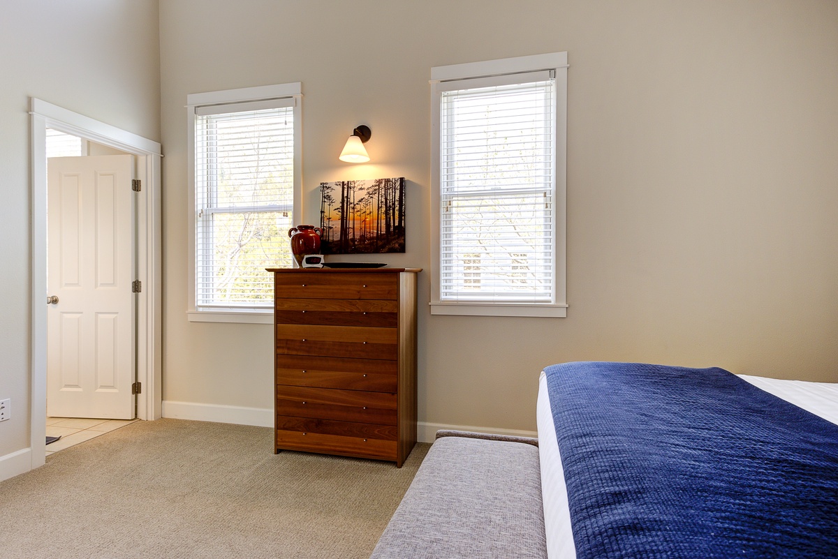 Primary king bedroom with ensuite bath