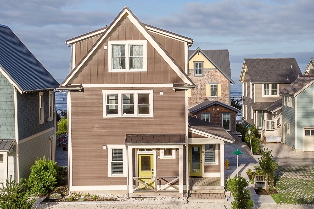 A Sweet Treat and Pacific Glen Community