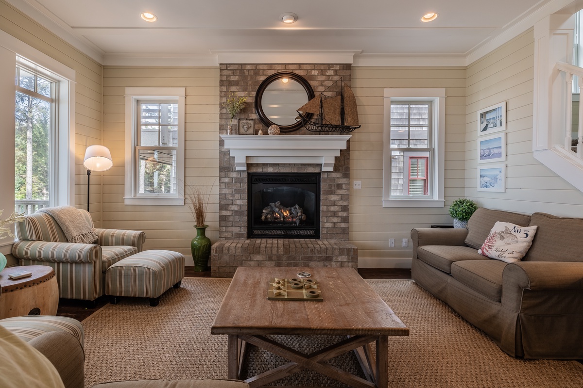 Living room with fireplace