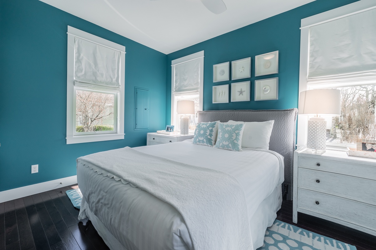 A serene retreat with a plush queen bed—perfect for a restful night’s sleep