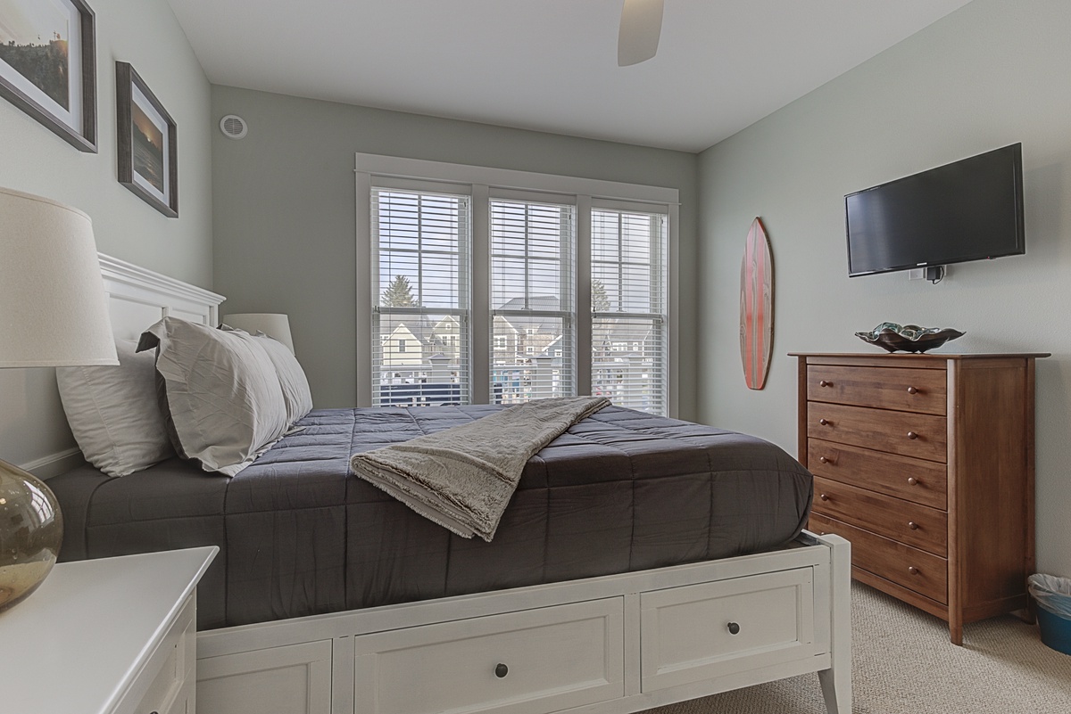 Second floor guest bedroom