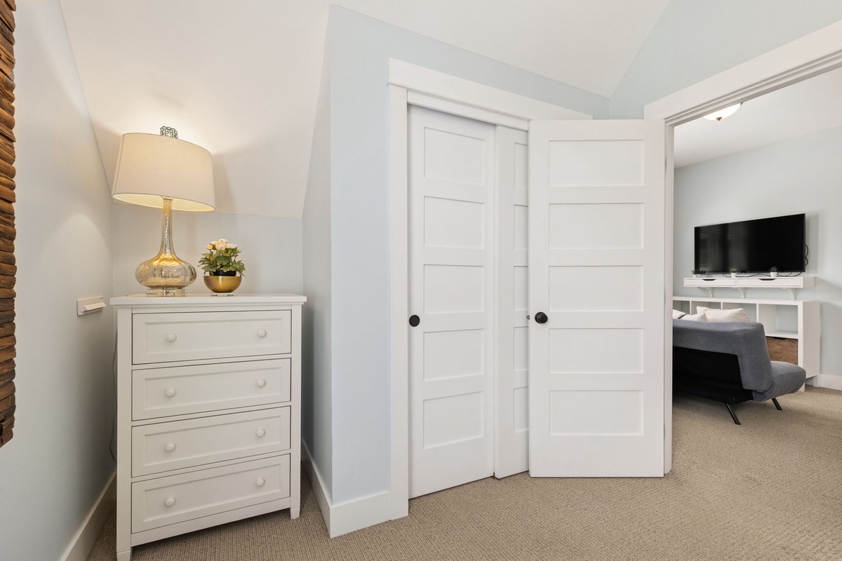 Upstairs guest room