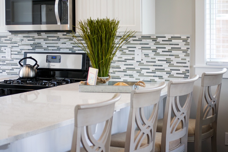 Dining room seating