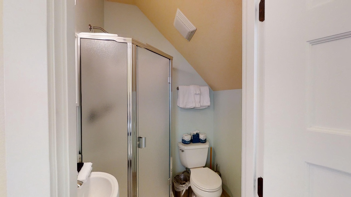 The carriage house bathroom makes refreshing easy