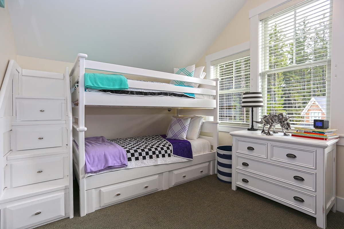 Two sets of twin bunkbeds with under bed storage draws