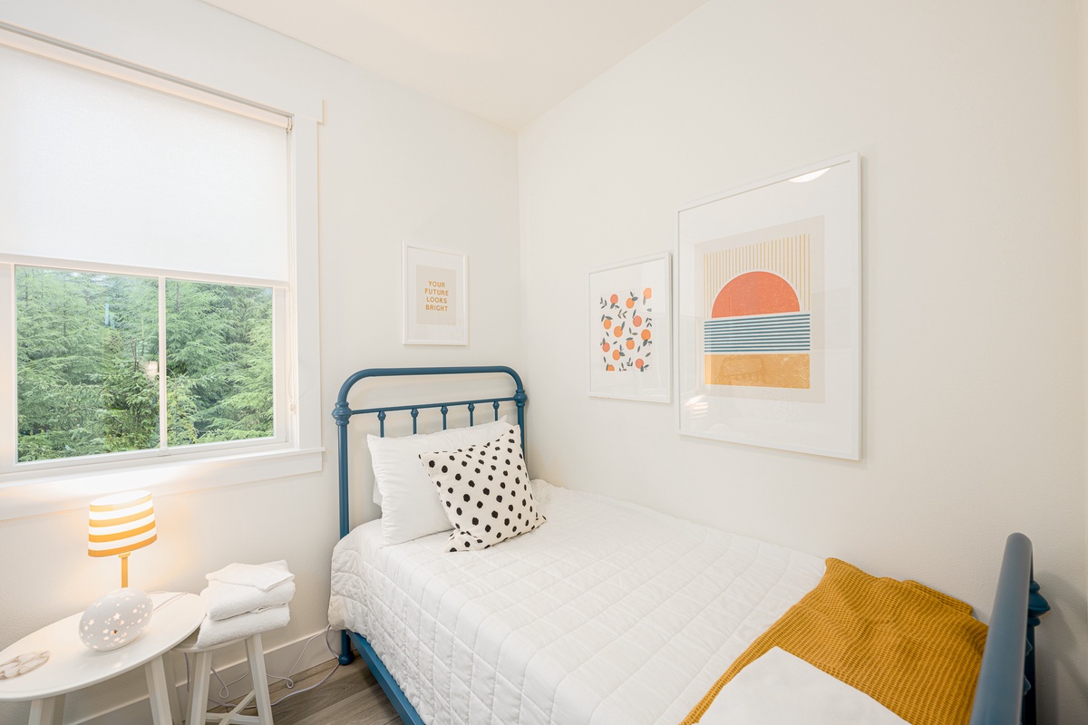 The twin room is ideal for kids or kids at heart