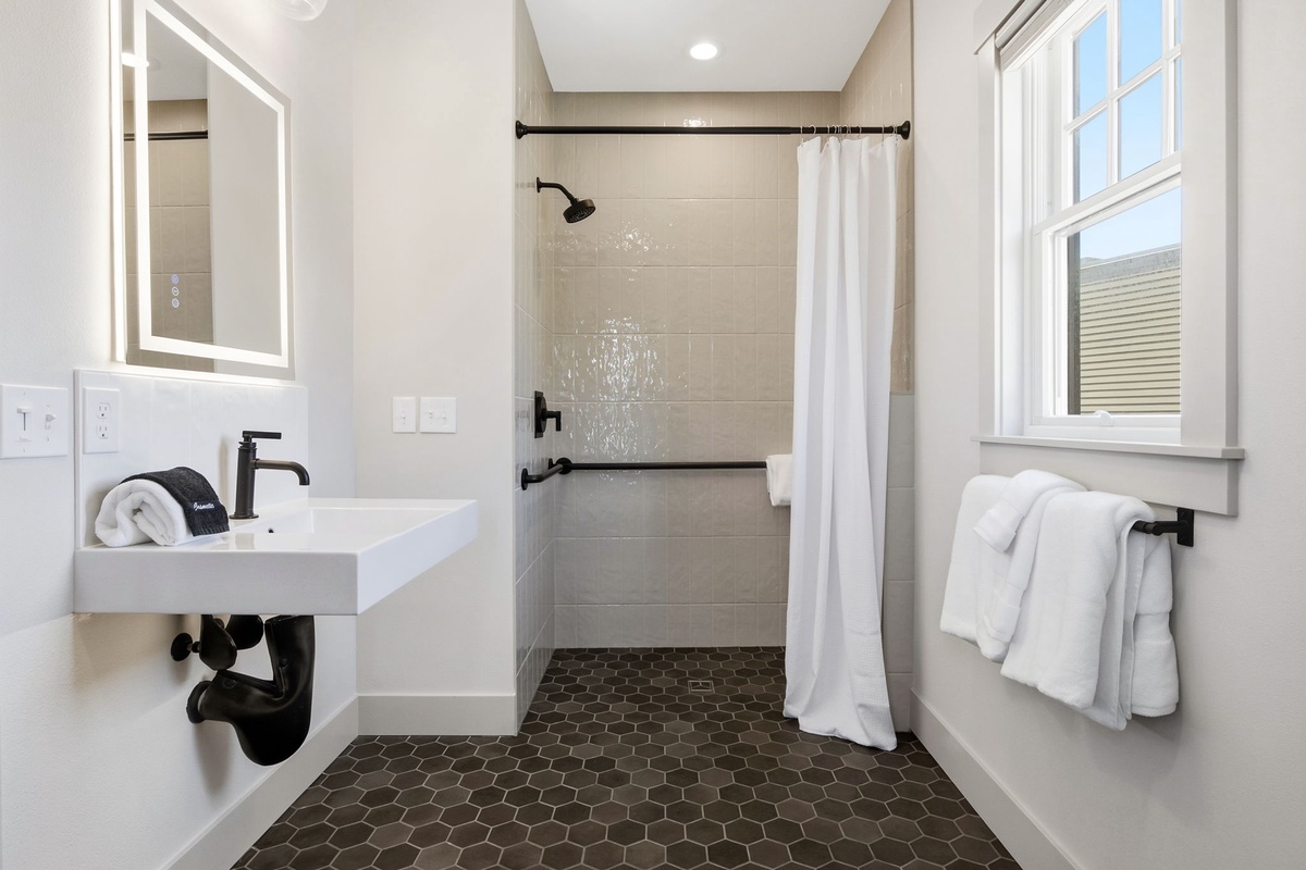 Full bathroom