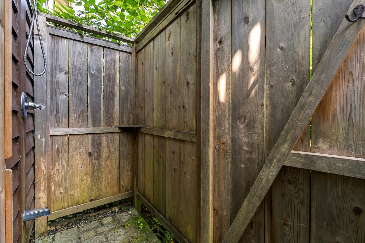 Private outdoor shower