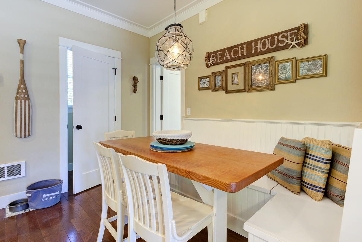 The dining space has built-in benches