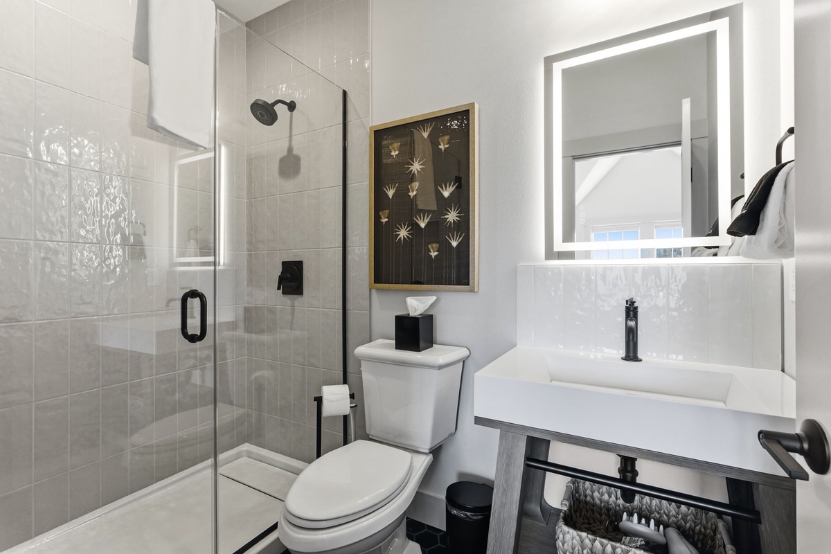 Full bathroom