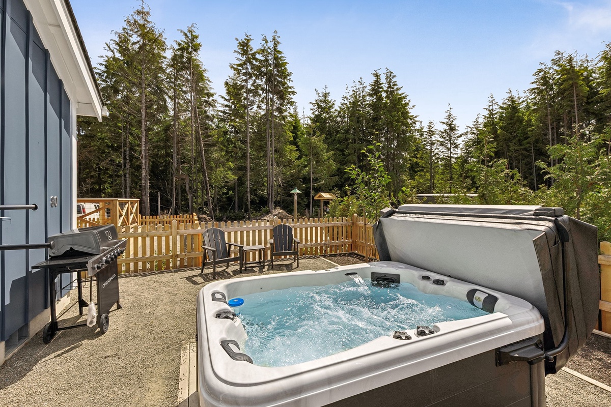 Private hot tub