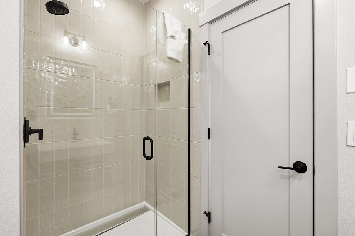 Full bathroom