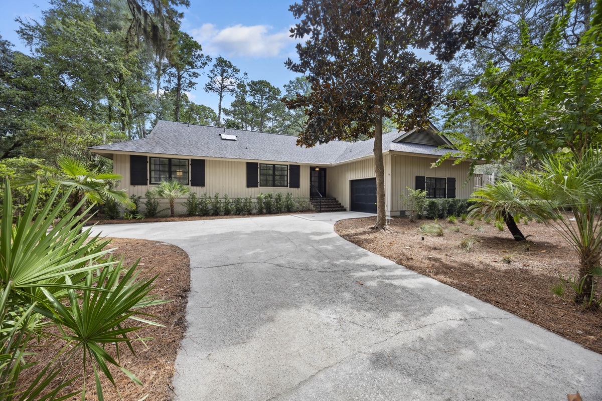 9 Tupelo Road | Photo 1.