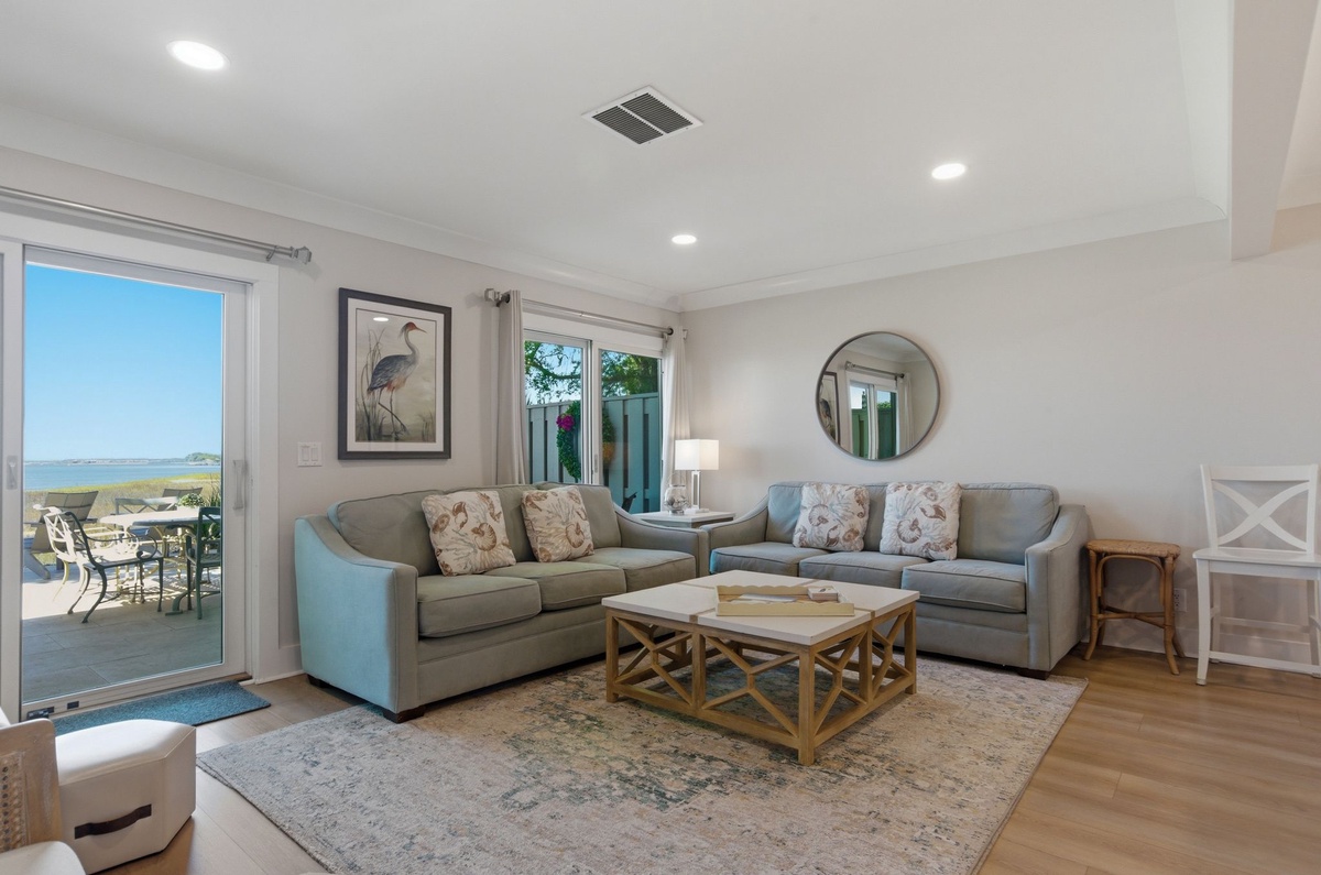 743 Schooner Court | Photo 1.