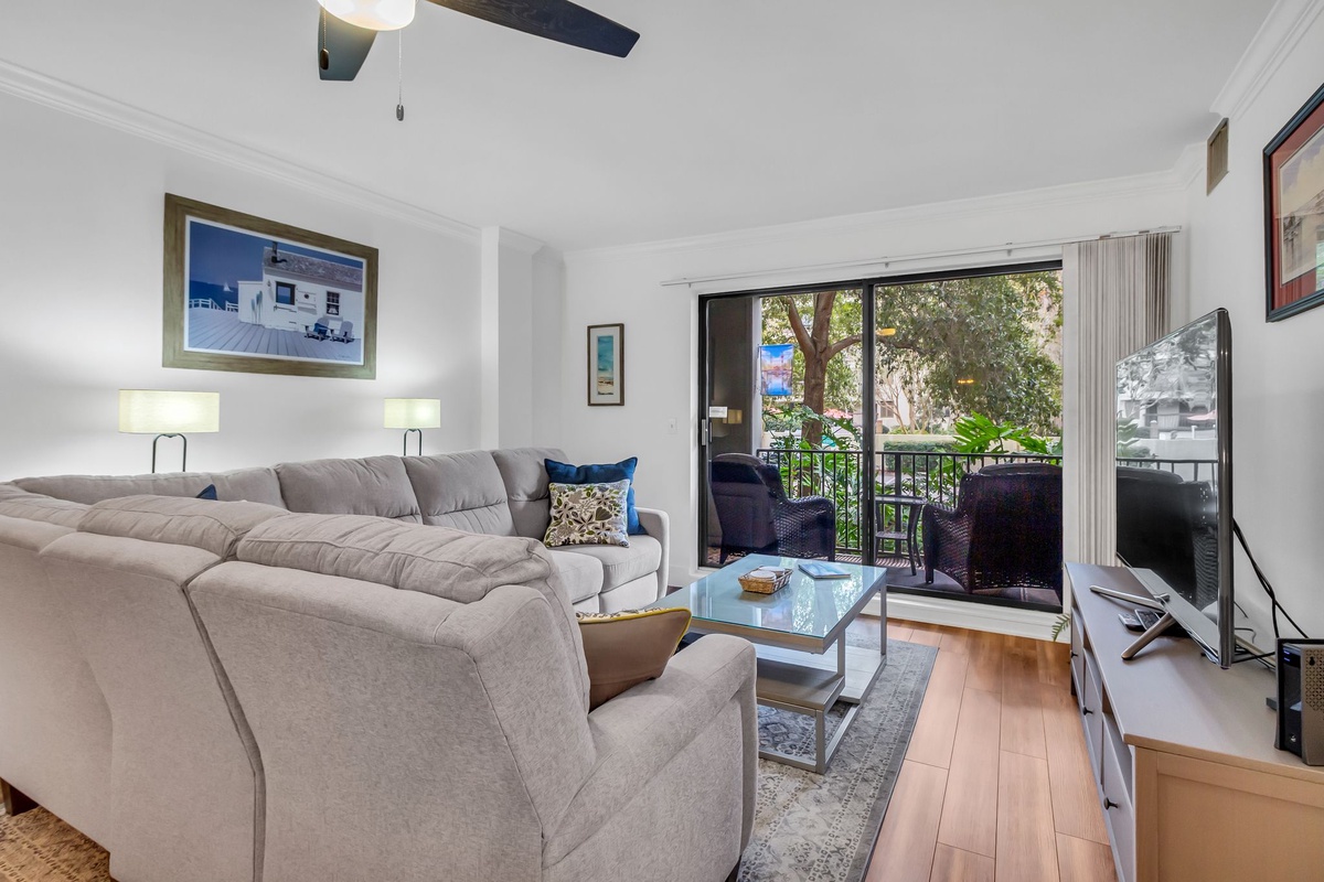 1025 Caravel Court | Photo 2