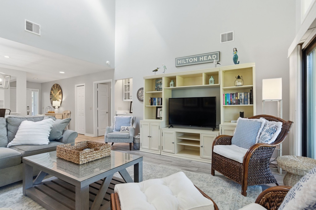 563 Ocean Course | Photo 1.