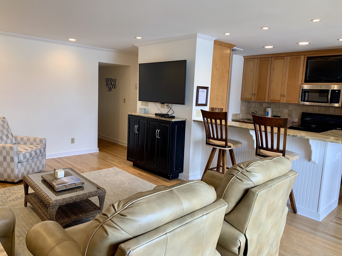 949 Cutter Court | Photo 2