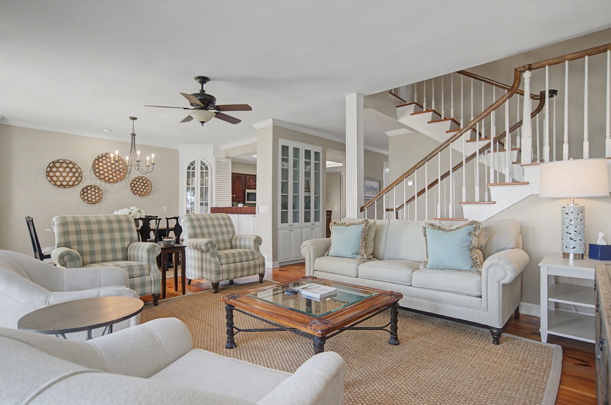 17 Genoa Court | Photo 2