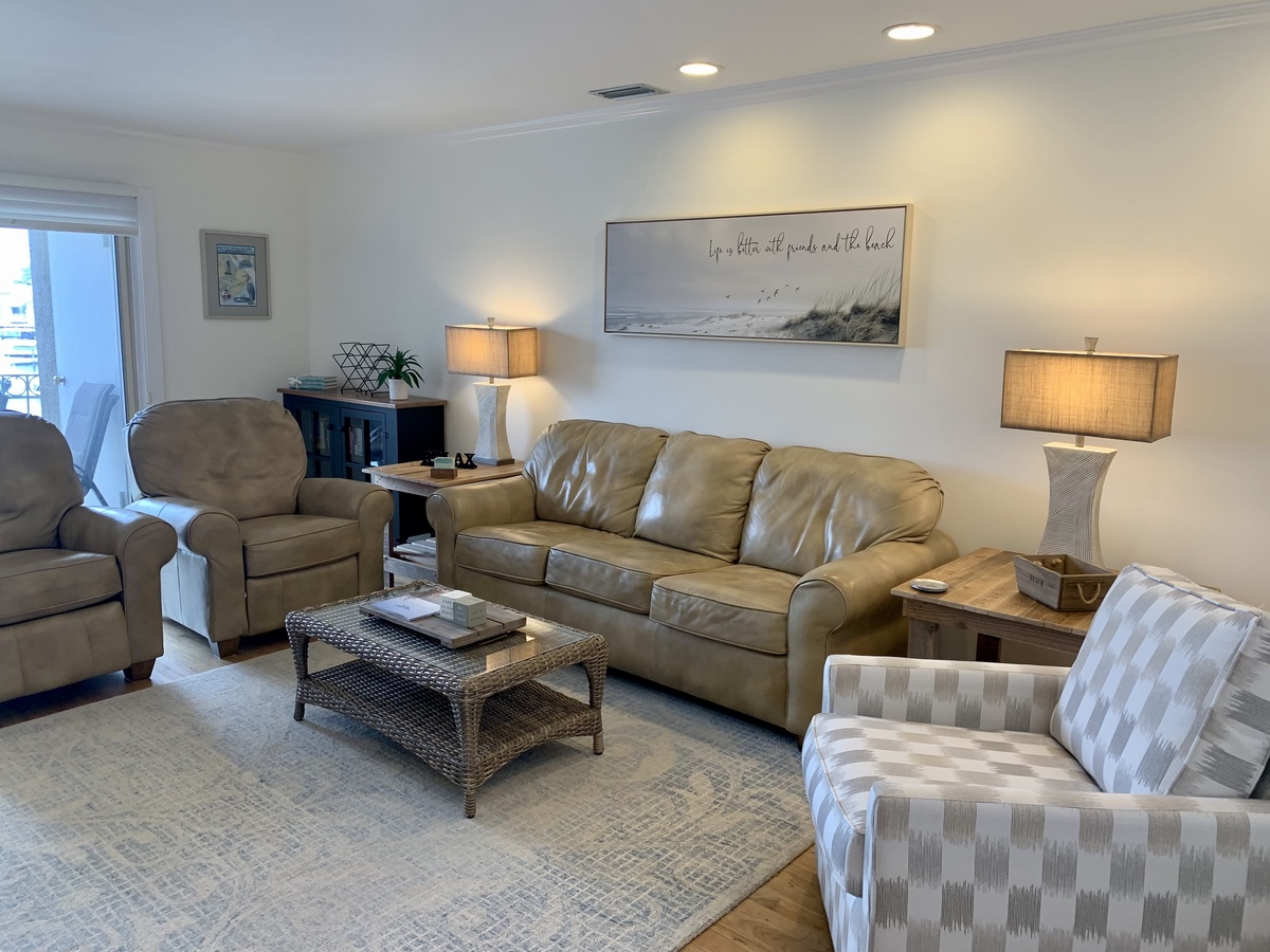 949 Cutter Court | Photo 1.