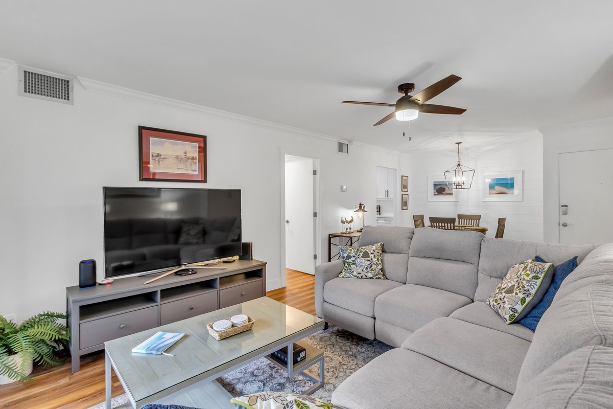 1025 Caravel Court | Photo 1.