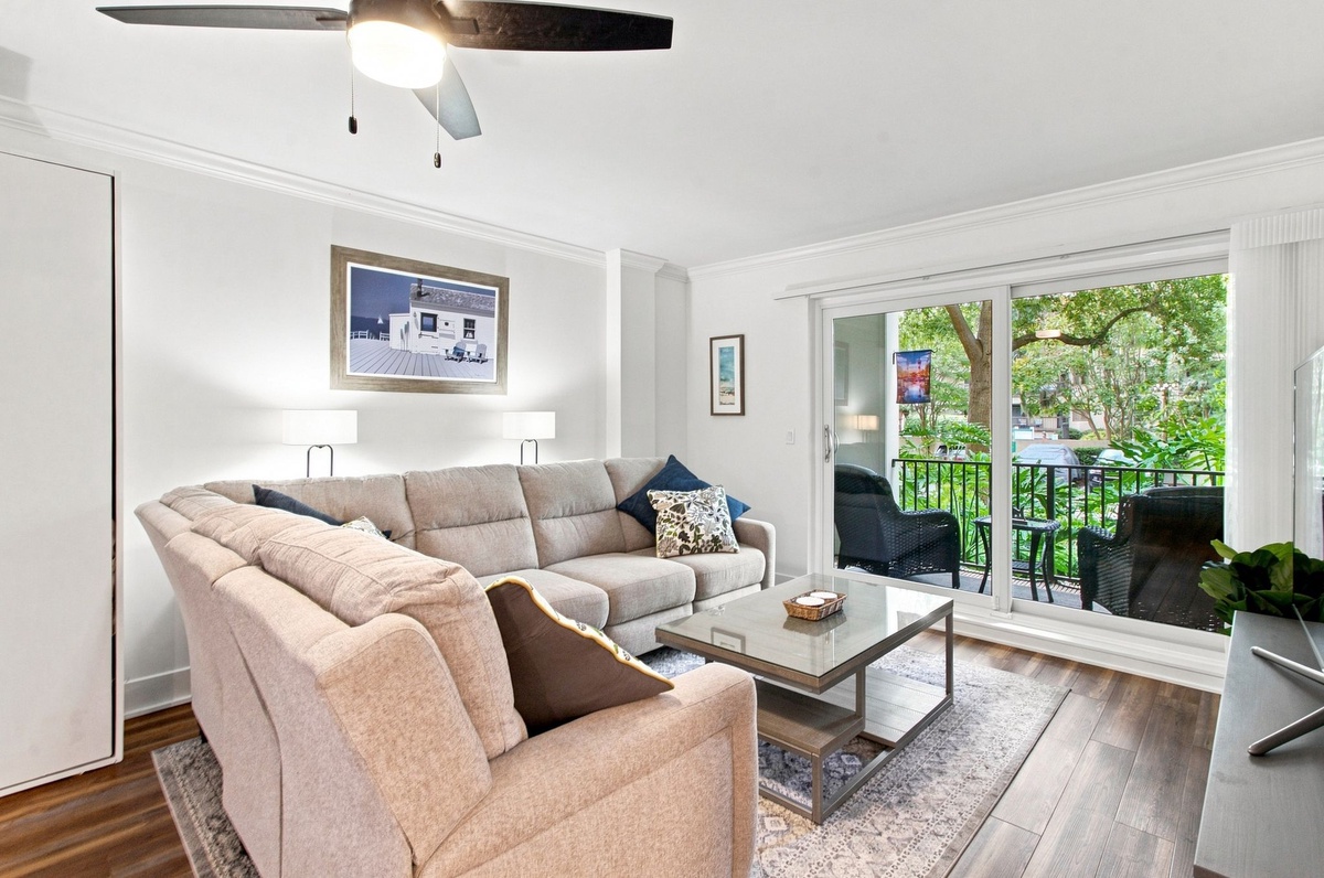 1025 Caravel Court | Photo 2