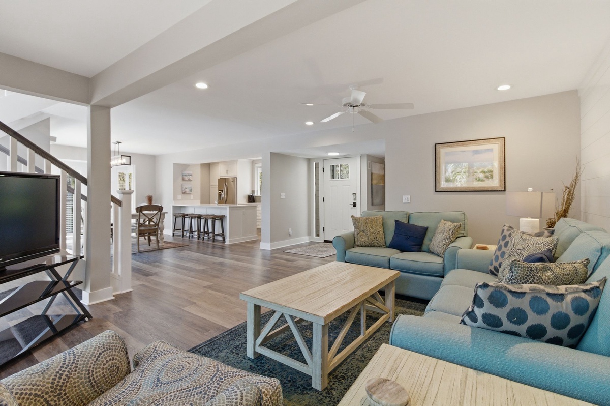 2425 Inland Harbour | Photo 2