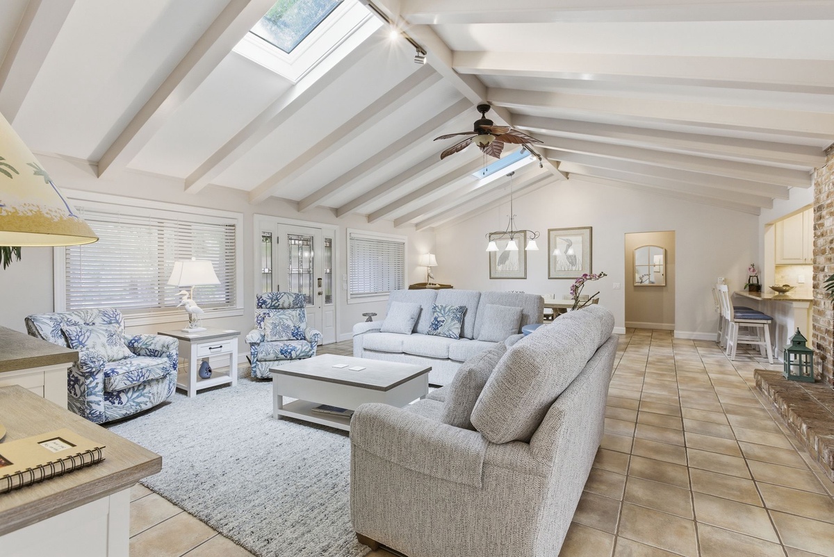 16 Baynard Cove Road | Photo 1.