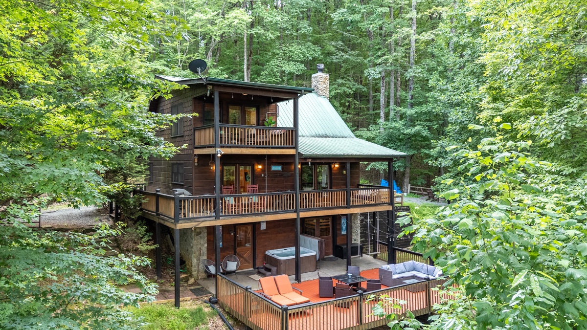 Highlands Hideaway Photo