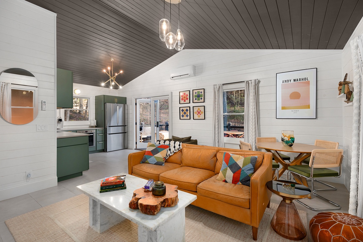 706 On The Creek Photo